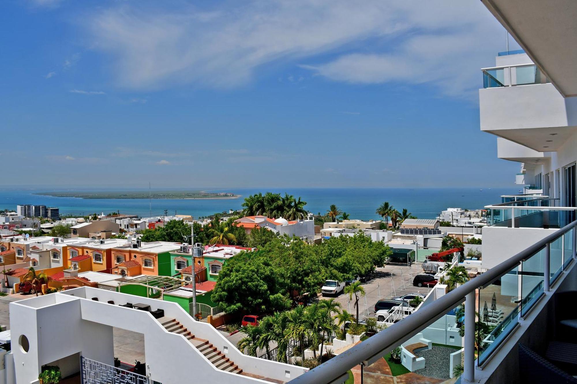 Oceanview Living Space & Balcony With Fiberoptic Wifi! La Paz Eksteriør billede